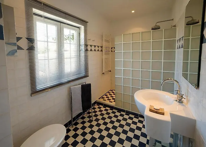 Villa Amendoal, Luxury Villa With Private Pool, Ac Near Albufeira, Fabulous Countryside Views