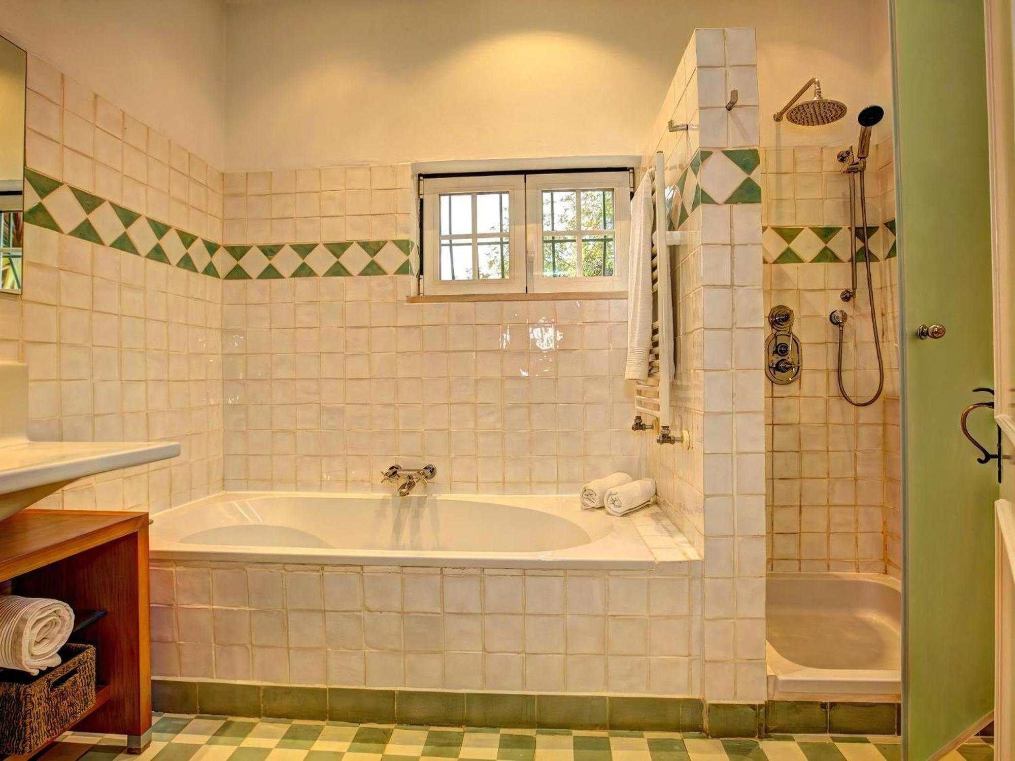 Villa Amendoal, Luxury With Private Pool, Ac Near Albufeira, Fabulous Countryside Views Albufeira